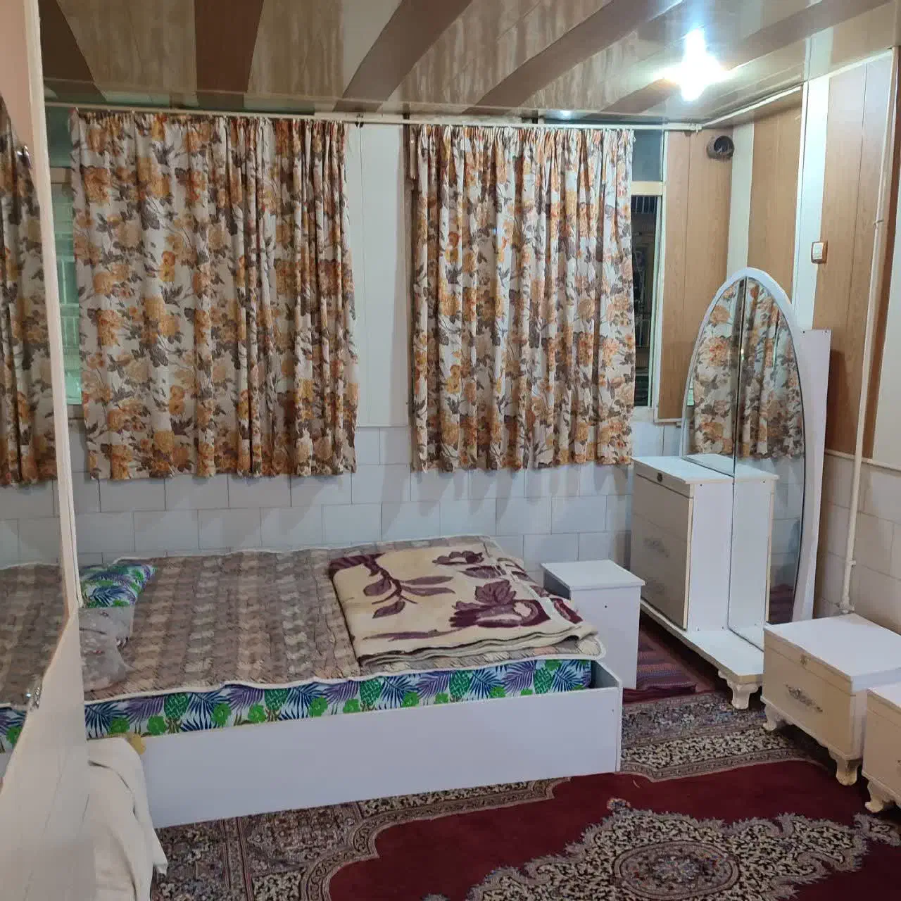 اجاره سوییت روزانه در مرکز شهر|اجارهٔ کوتاهمدت آپارتمان و سوئیت|یزد, |دیوار