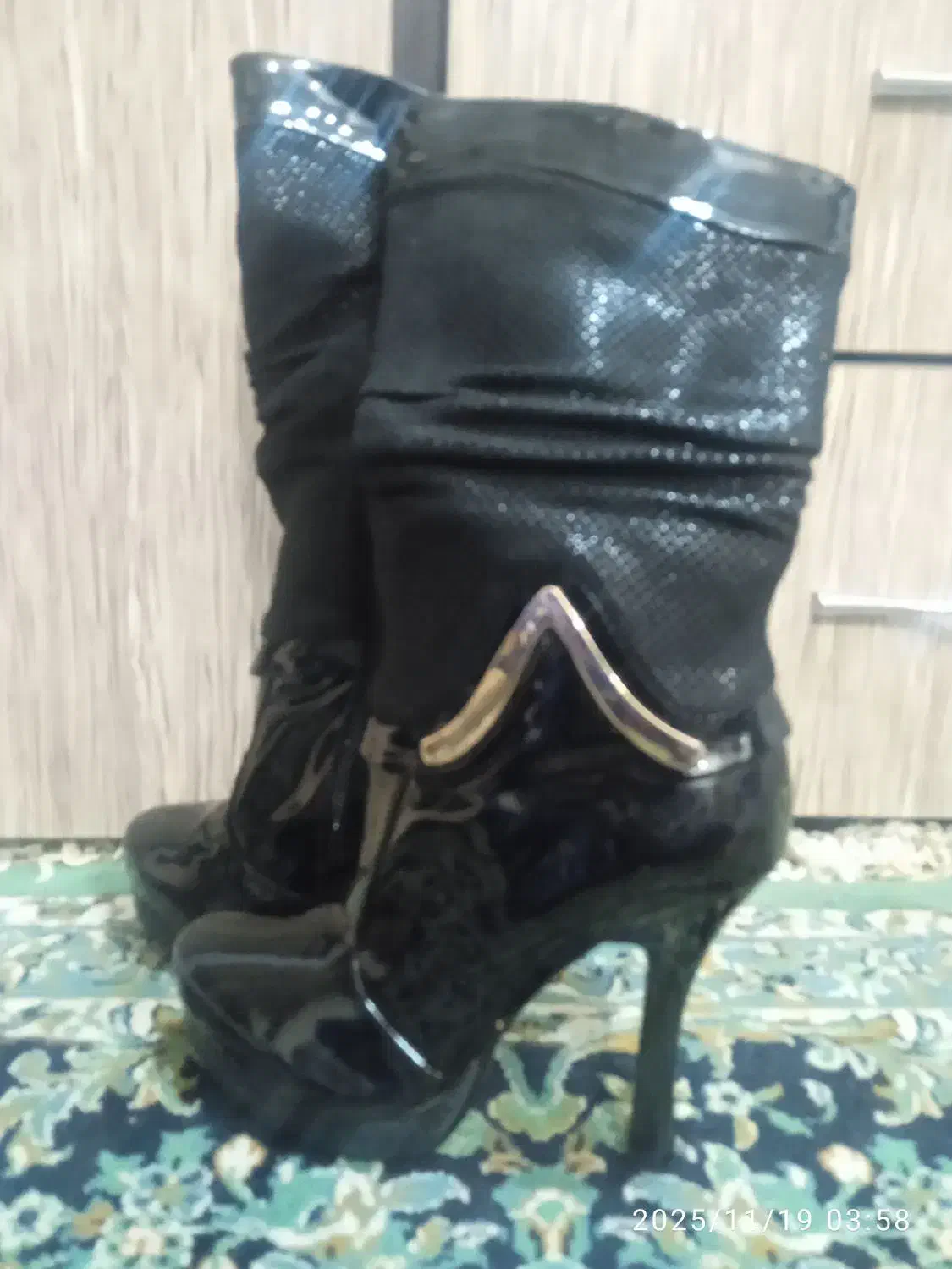 چکمه|کیف، کفش، کمربند|اهواز, جانبازان|دیوار