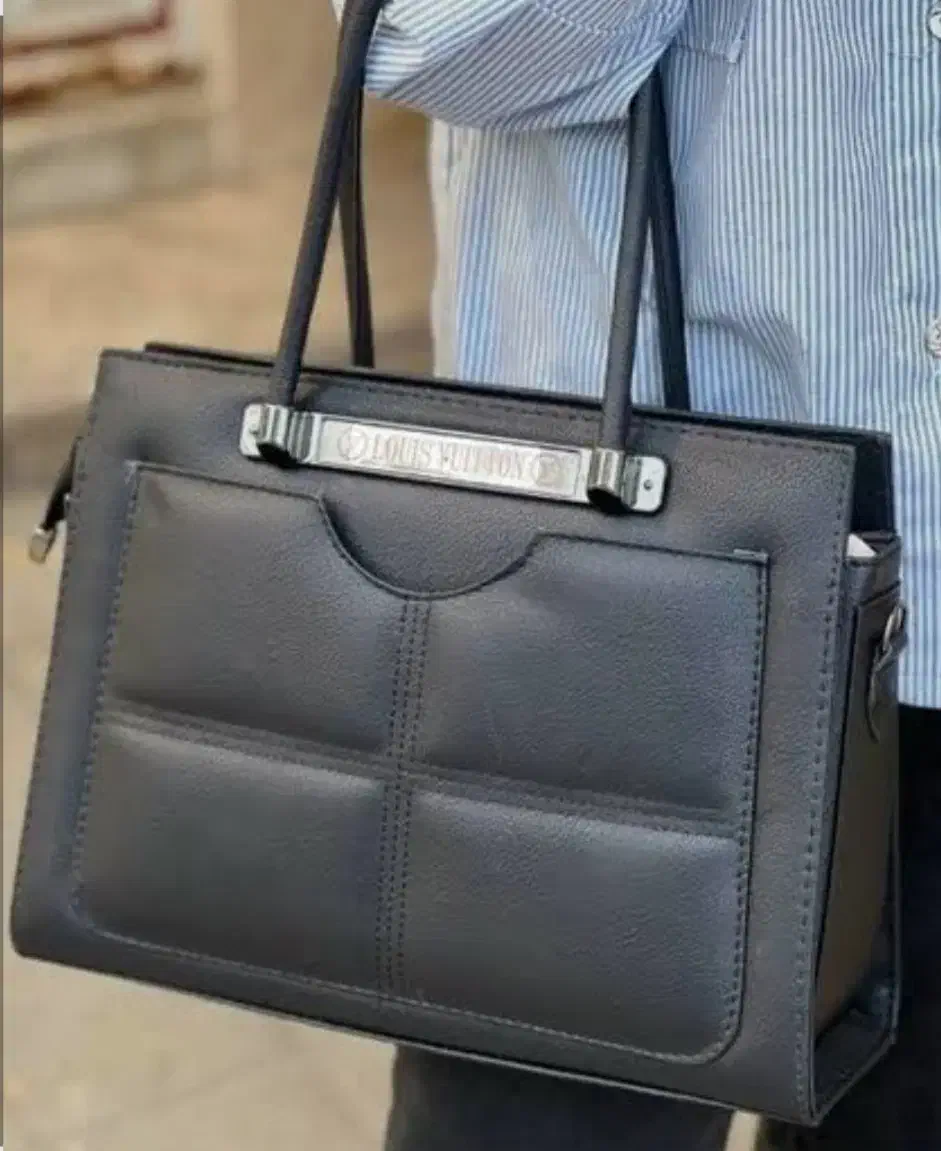 کیف اورجینال باکیفیت تضمینی|کیف، کفش، کمربند|سلماس, |دیوار