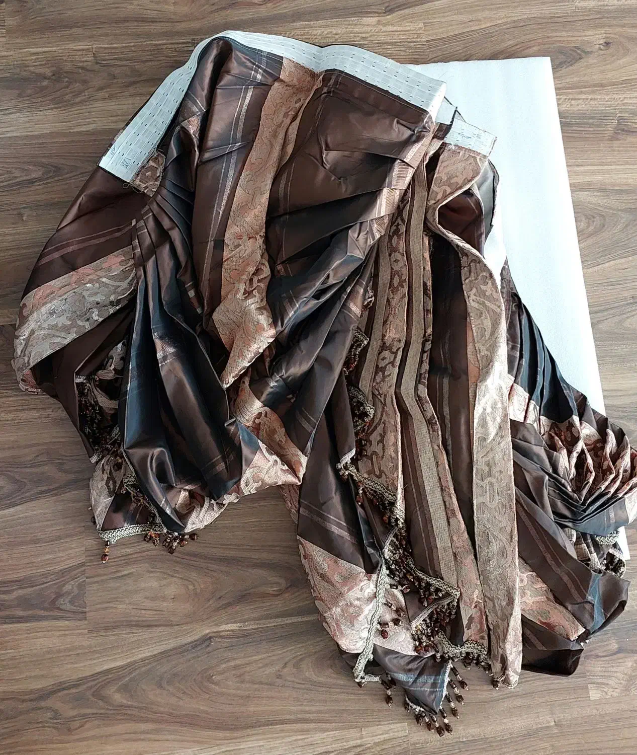 پرده|پرده، رانر، رومیزی|شاهینشهر, عطار|دیوار