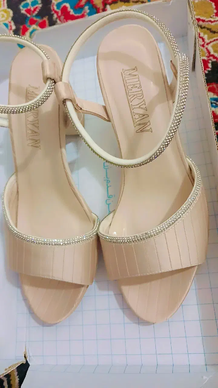 صندل سایز ۳۷|کیف، کفش، کمربند|فسا, |دیوار