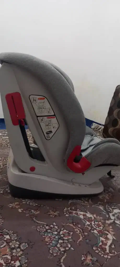 صندلی ماشین کودک فقط یکبار استفاده شده|تخت و صندلی بچه|دزفول, |دیوار