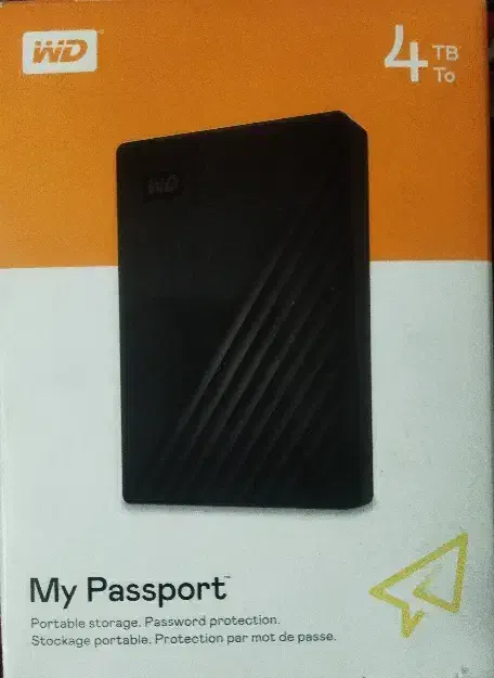 هارد اکسترنال۴ترا در حد. بهترین مارک بازار|قطعات و لوازم جانبی رایانه|مشهد, گاز|دیوار