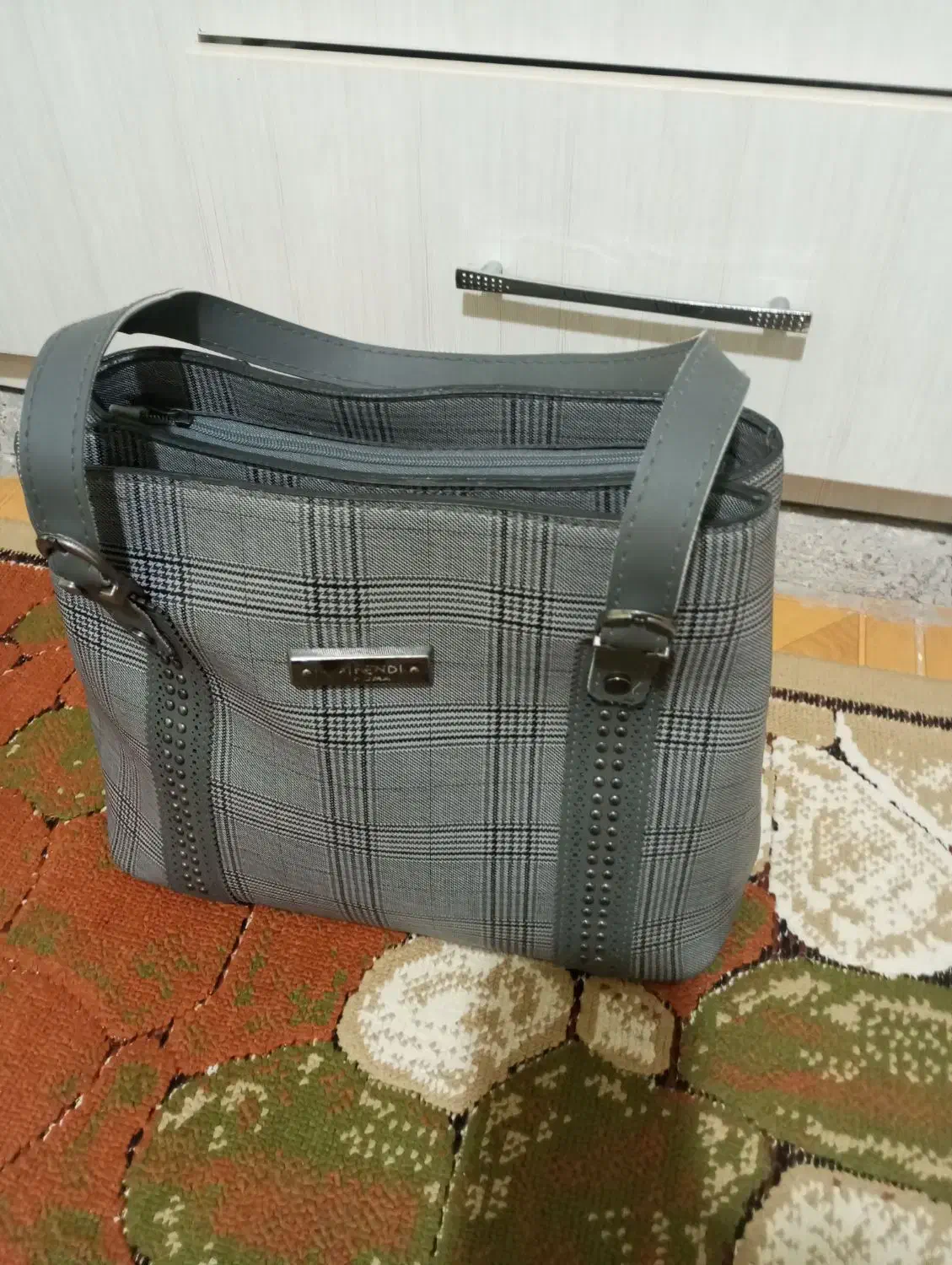 کیف نو|کیف، کفش، کمربند|نیشابور, دارایی|دیوار