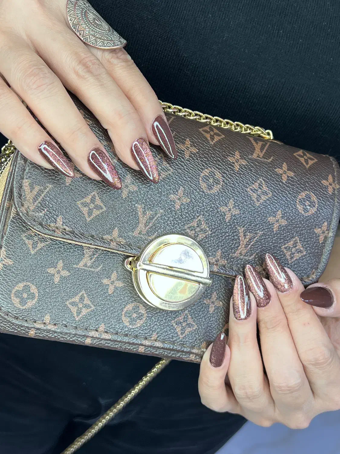 استخدام ناخن کار حرفه ای|استخدام درمانی، زیبایی، بهداشتی|گرمدره, |دیوار