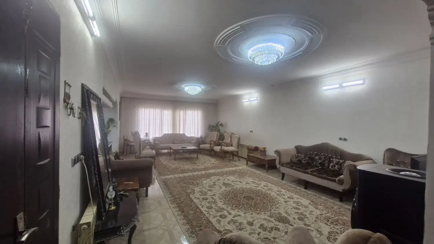 فروش منزل مسکونی ۱۳۸ متر زیر بنا ۱۷۸ متر با حیاط|فروش آپارتمان|گلپایگان, |دیوار