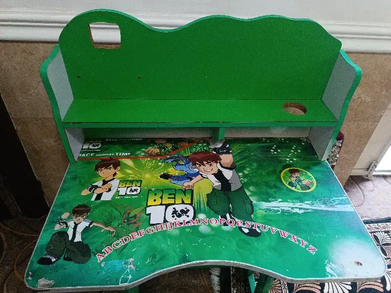 میزتحریر|میز تحریر و کامپیوتر|چغادک, |دیوار