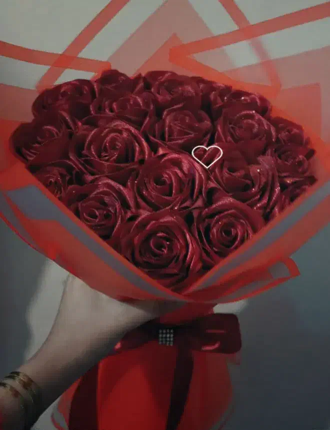 گل رز ربانی|گل مصنوعی|شهرکرد, |دیوار