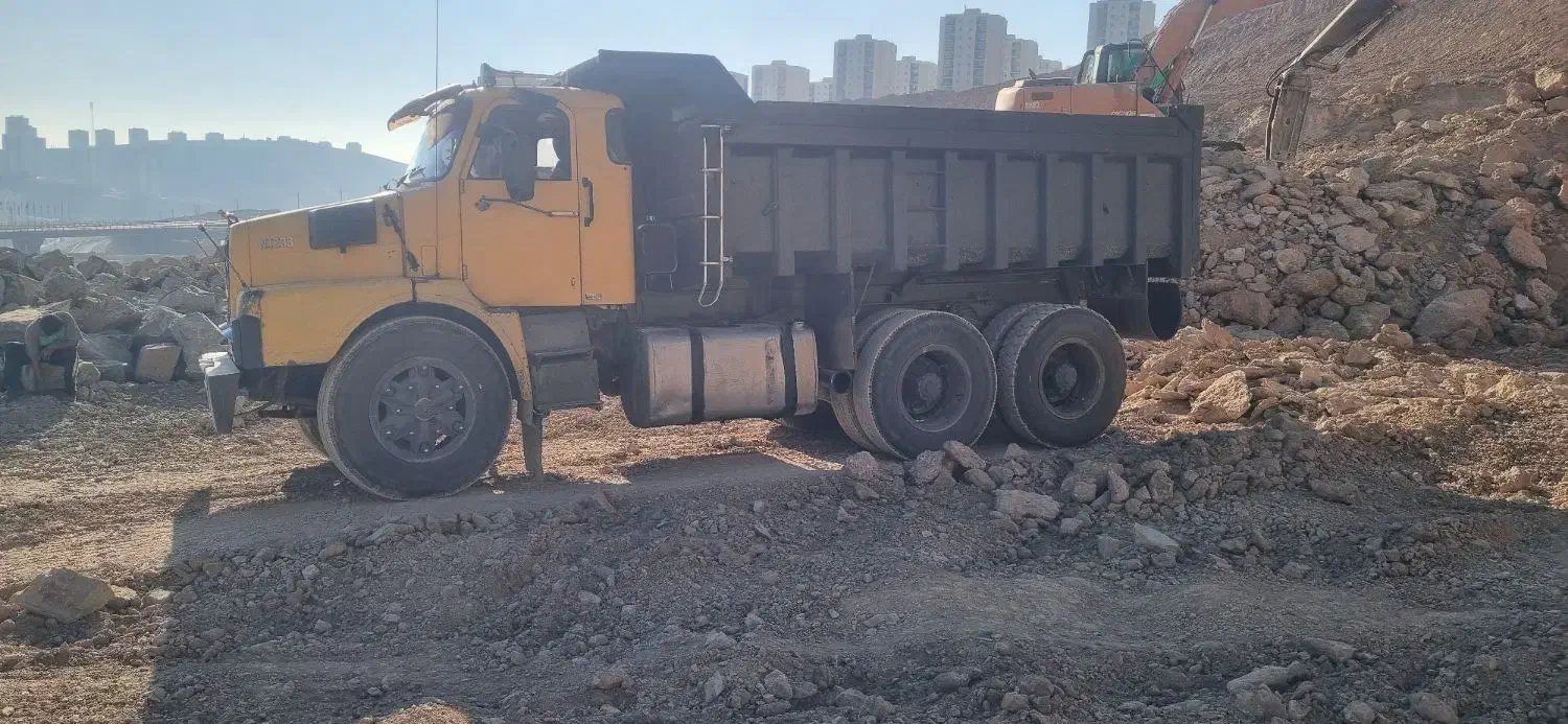 ولوو آن ۱۲ کارت کشنده|خودرو سنگین|پردیس, فاز ۱۱|دیوار