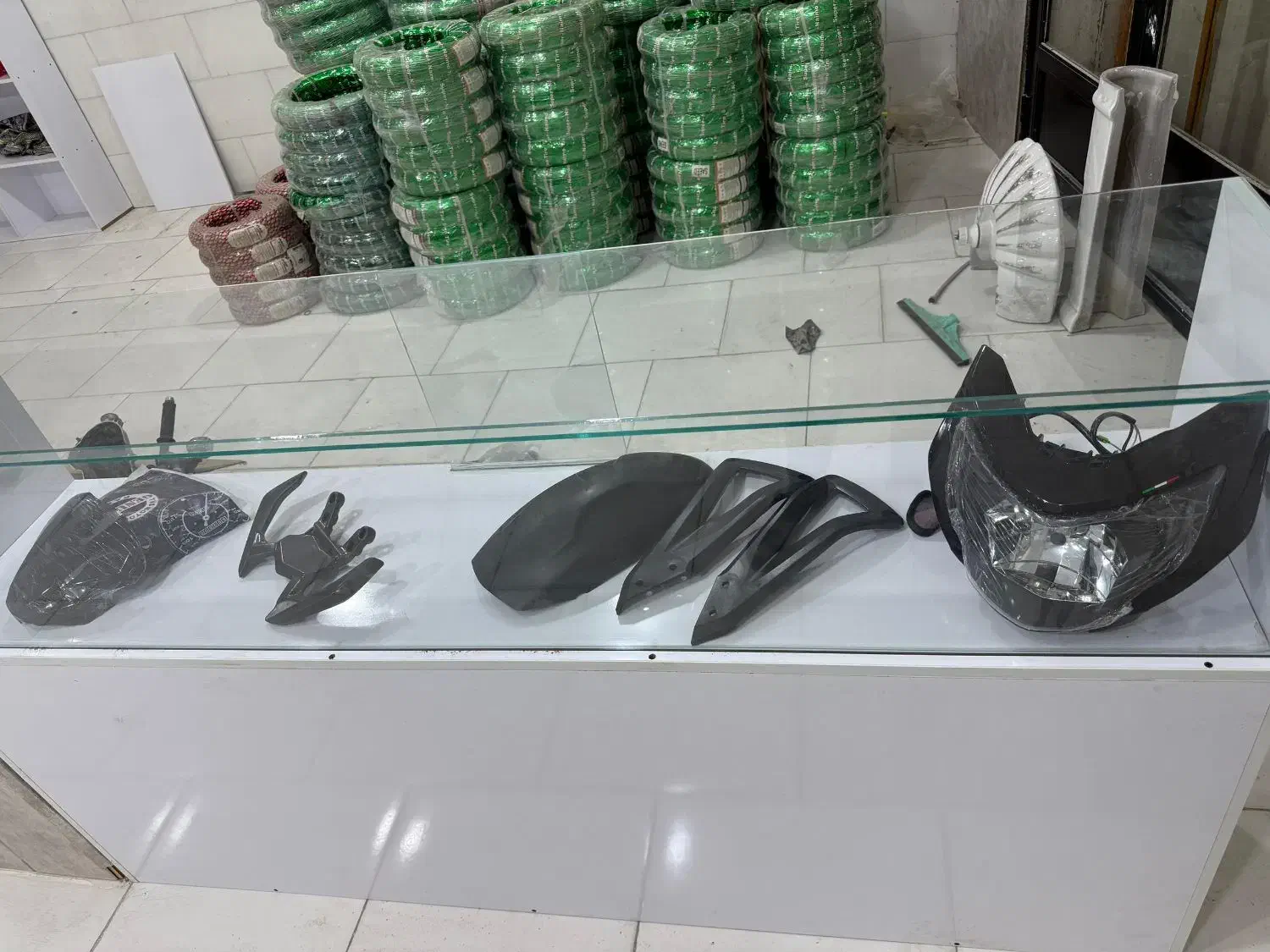 آپاچی قطعات|قطعات یدکی و لوازم جانبی|قشم, |دیوار