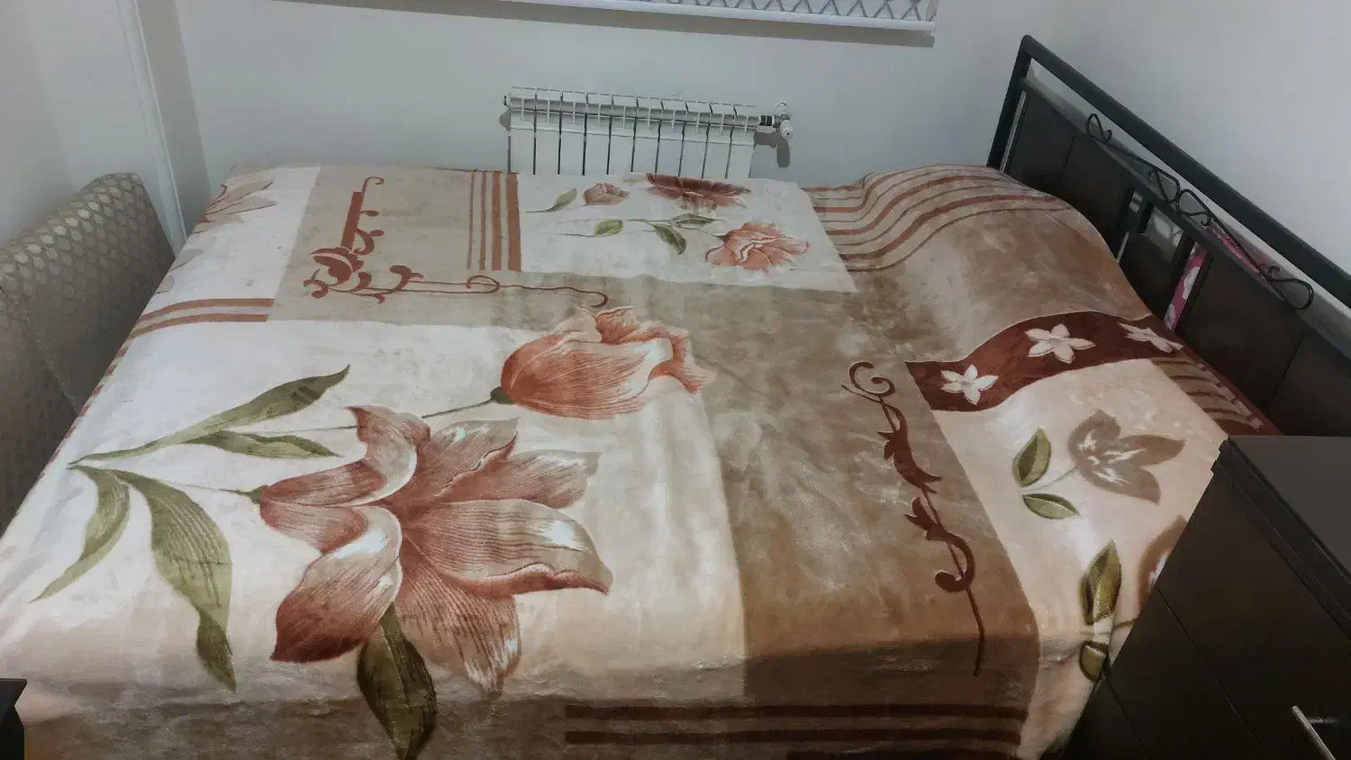 تخت دو نفره فرفوژه|تخت و سرویس خواب|تهران, باغ فیض|دیوار