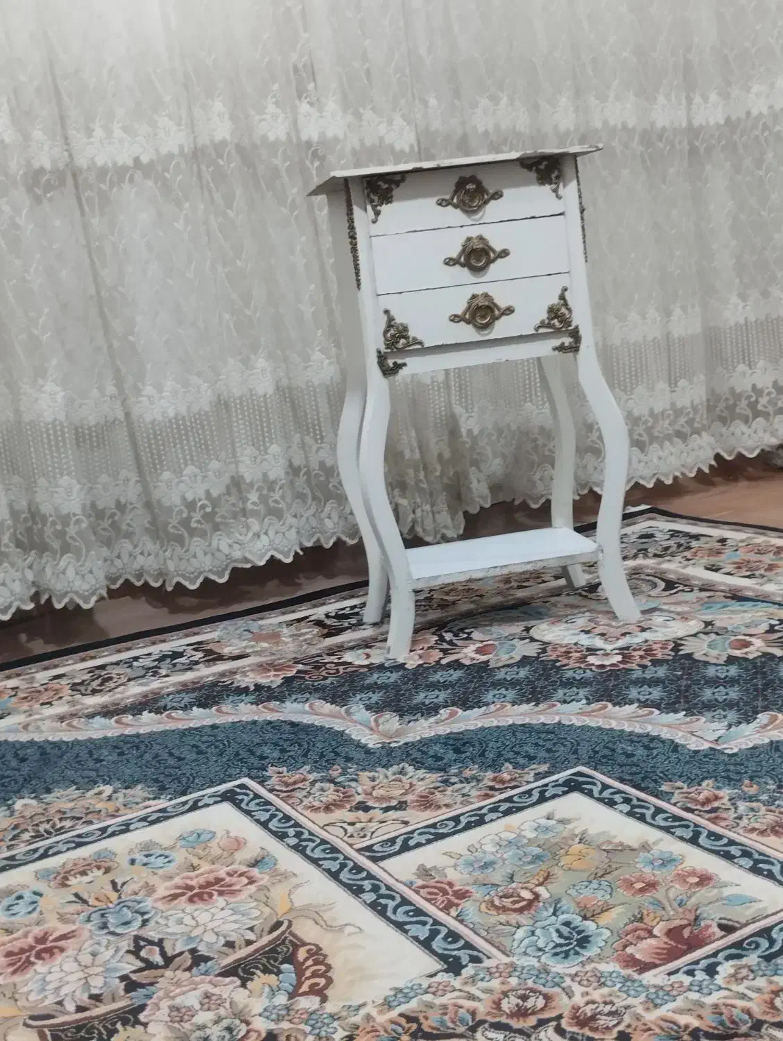 میز تلفن|میز تلفن|قم, ولیعصر|دیوار