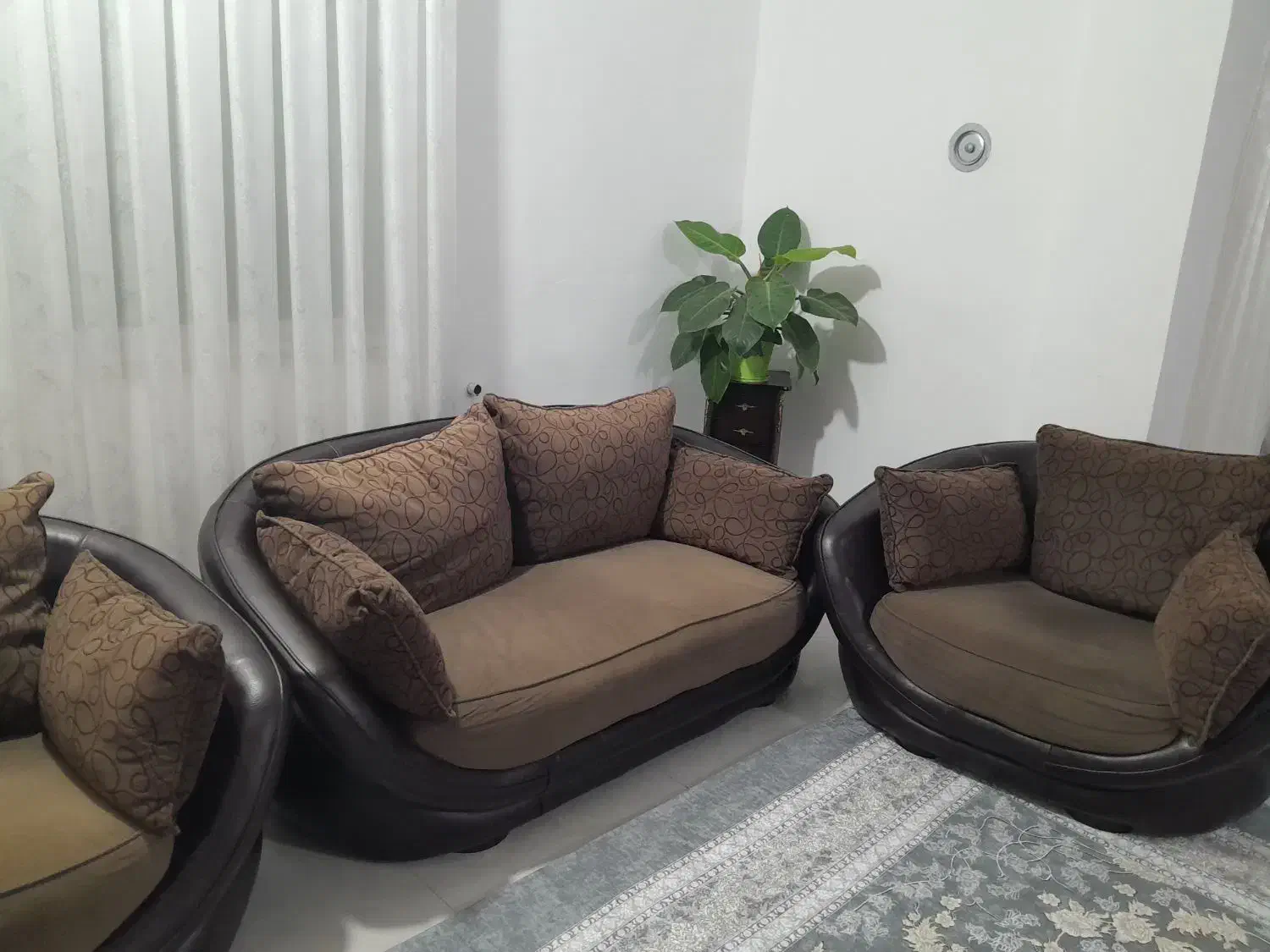 فروش مبل 7 نفره|مبلمان خانگی و میز عسلی|چالوس, |دیوار