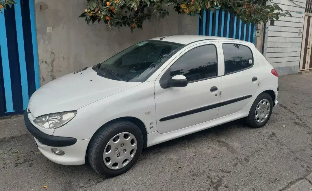 فروش یک دستگاه پژو ۲۰۶ تیپ ۲|خودرو سواری و وانت|چمستان, |دیوار