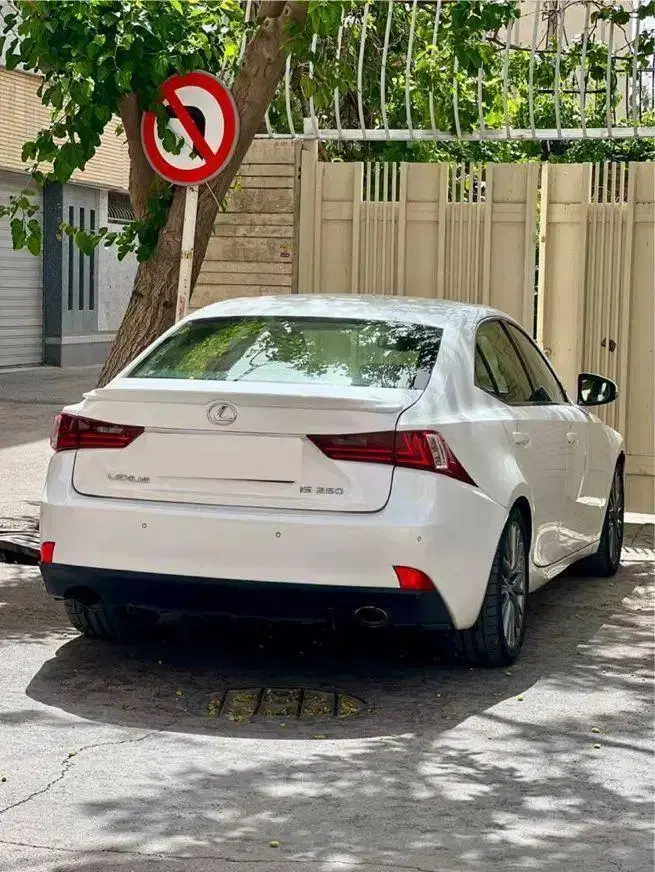 Lexus is 250|خودرو سواری و وانت|اصفهان, مرداویج|دیوار