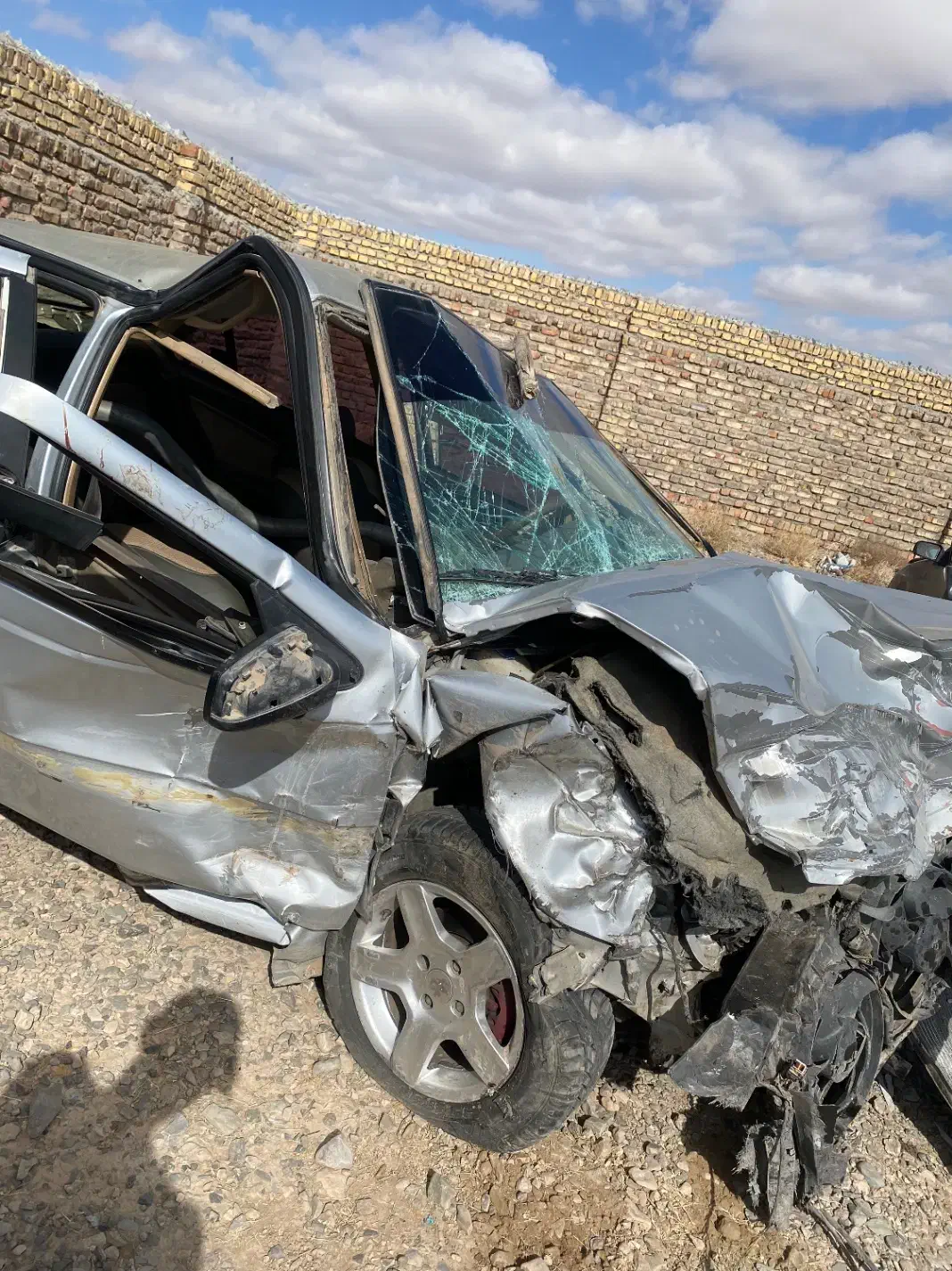 پژو ۴۰۵تصادفی|خودرو سواری و وانت|بیرجند, |دیوار