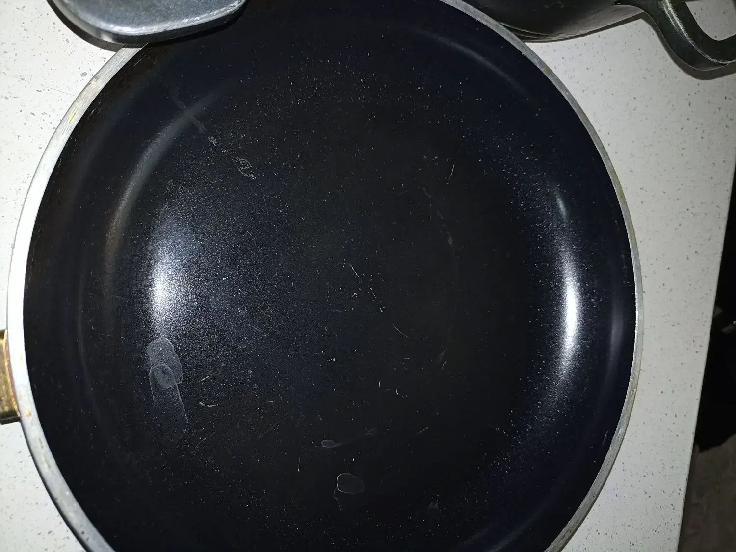 قابلمه چدن دوتا یدونه ماهیتابه|ظروف پختوپز|ری, دولتآباد|دیوار