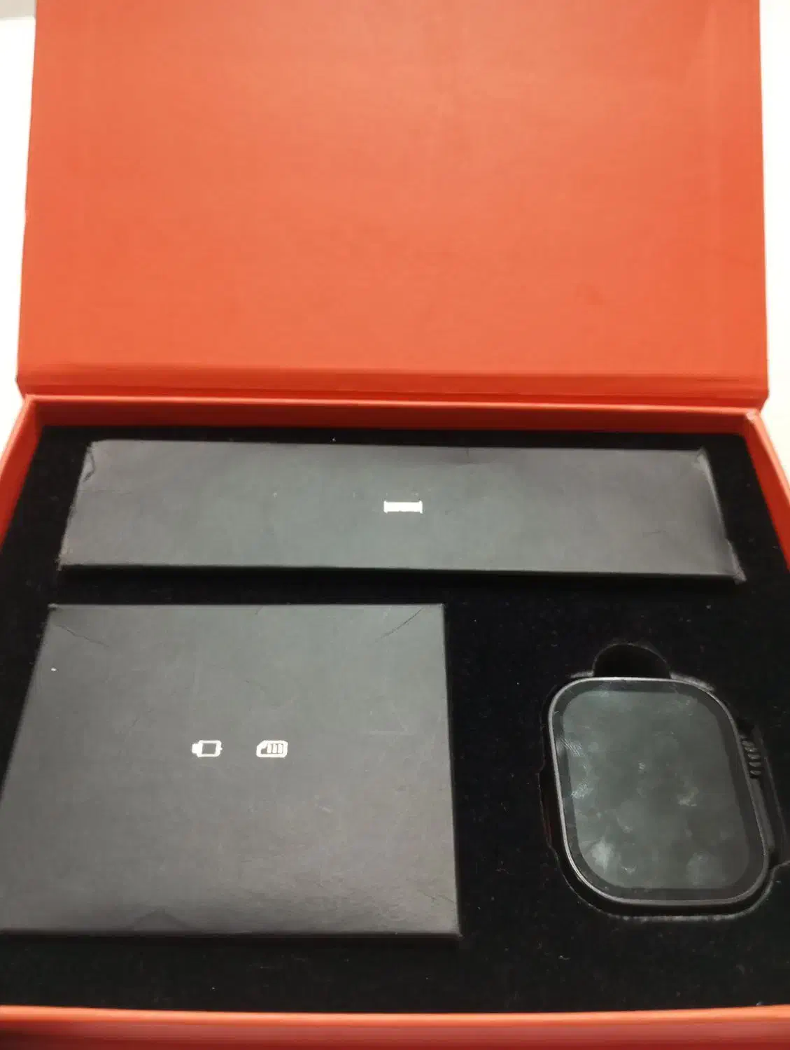 ساعت اپل واچ|ساعت|رباط‌کریم, رباط‌کریم|دیوار