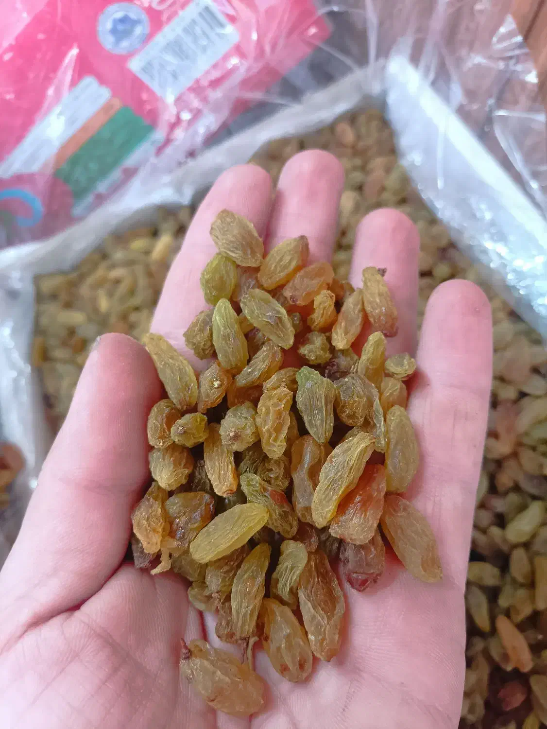 کشمش سبز امسالی ارگانیک بدون تیزاب درجه یک و دو و.|خوردنی و آشامیدنی|اصفهان, زهران|دیوار