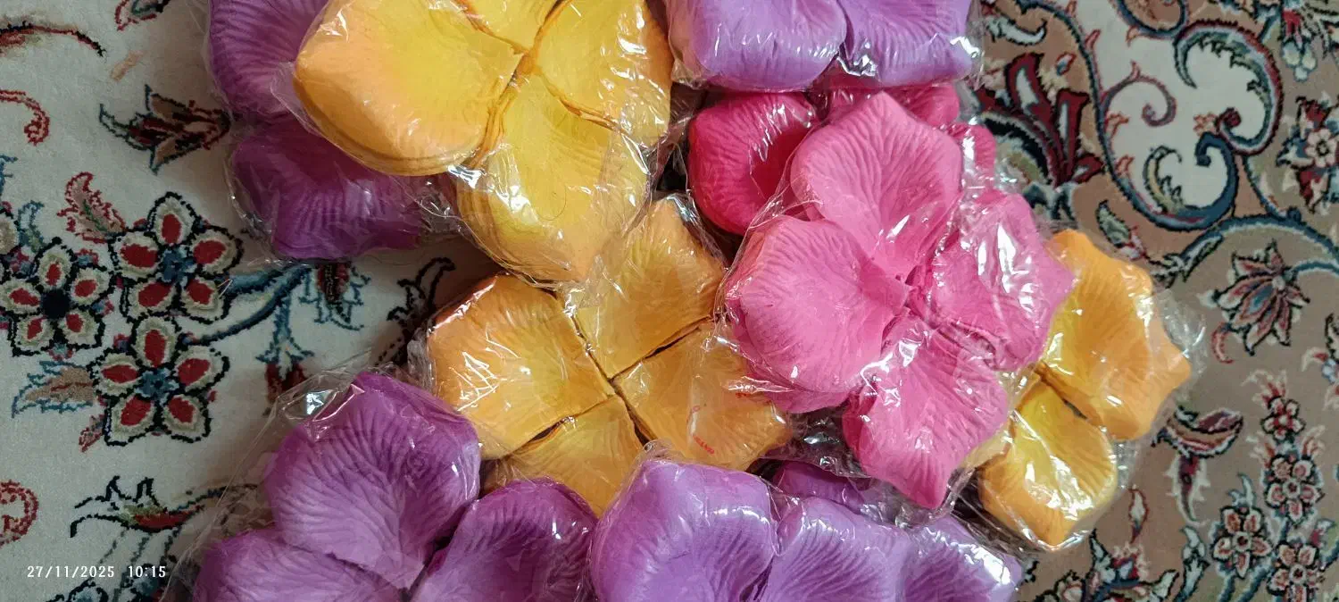 شکوفه نگین دار و گلبرگ لمسی|صنایع دستی و سایر لوازم تزئینی|گلستان (تهران), |دیوار