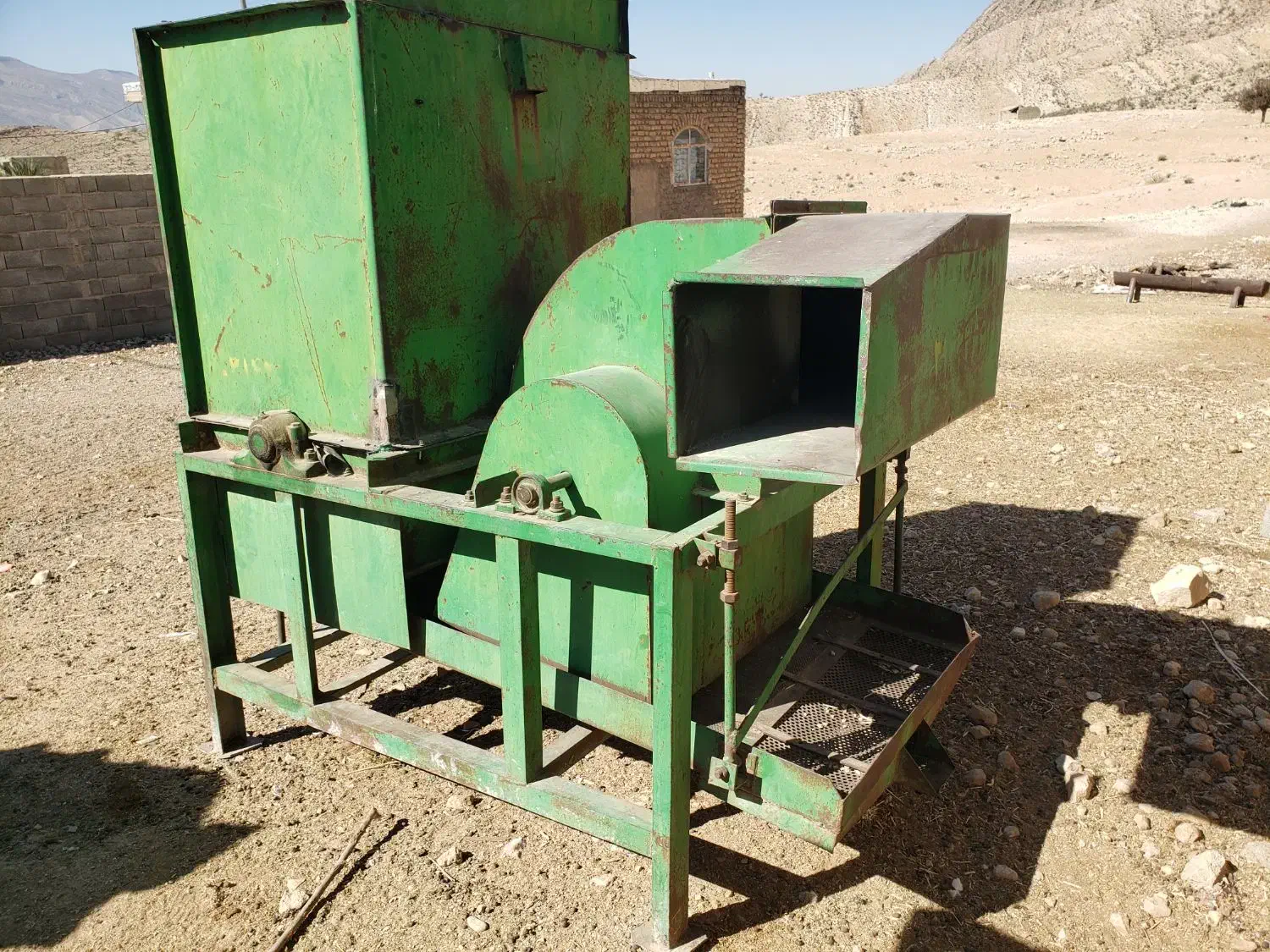 کمباین خرمن کوب دو خورشیدی|ماشین‌آلات صنعتی|فیروزآباد (فارس), |دیوار