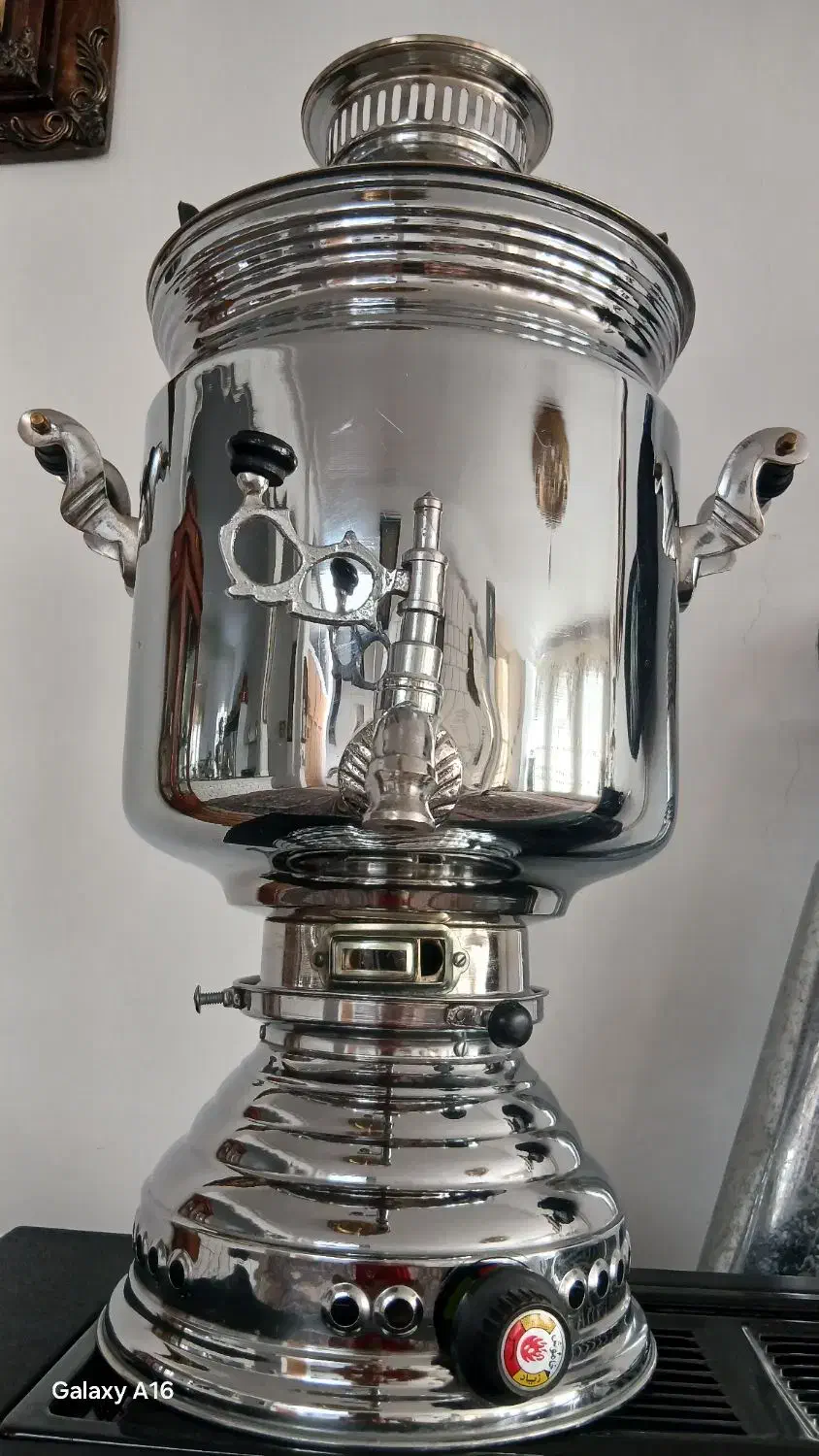 سماور نو بزرگ ۲۰لیتری مارک برادران|سماور، چایساز، قهوهساز|نهاوند, |دیوار