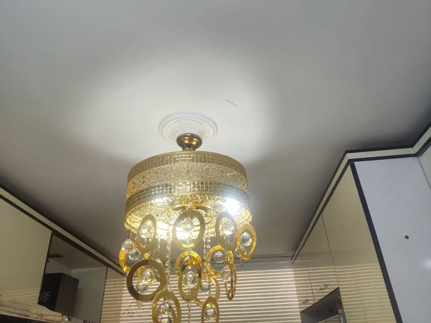 لوستر|لوستر و چراغ آویز|اسلام‌شهر, شهرک واوان|دیوار