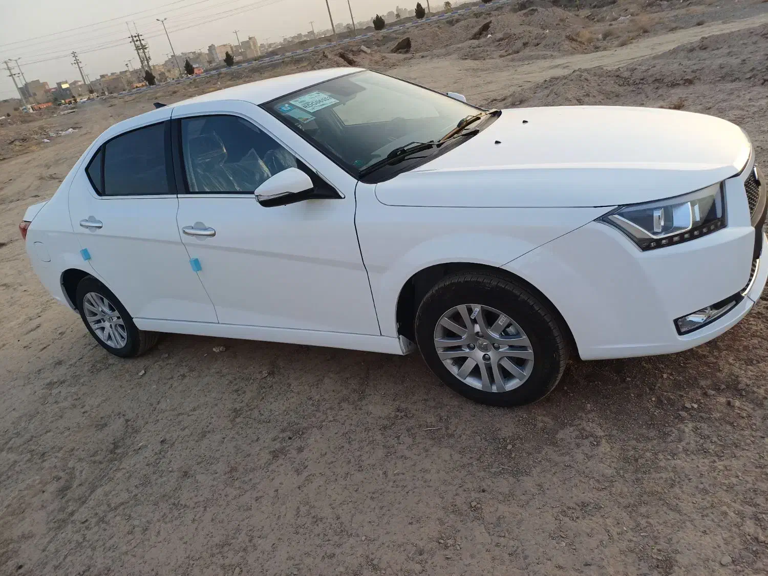 دنا پلاس ۶ دنده|خودرو سواری و وانت|نیشابور, شهرک ولیعصر|دیوار