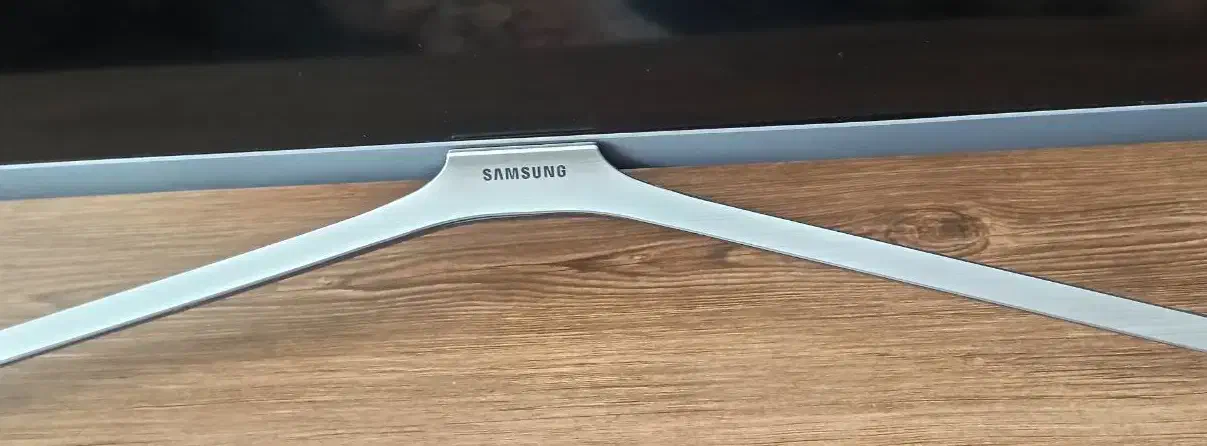 تلویزیون سامسونگ|تلویزیون و پروژکتور|پرند, فاز ۶|دیوار