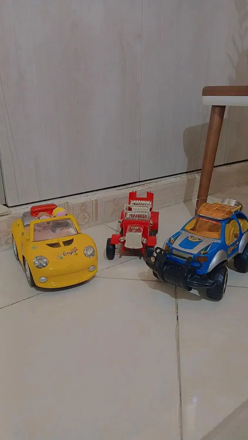 ماشین اسباب بازی هر سه باهم|اسباب‌بازی بچه|اسلام‌شهر, شهرک مفیدی|دیوار