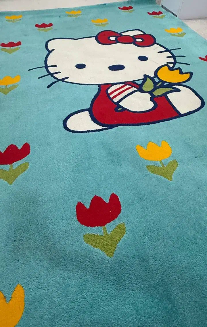 گلیم فرش طرح کیتی|فرش|آبپخش, |دیوار