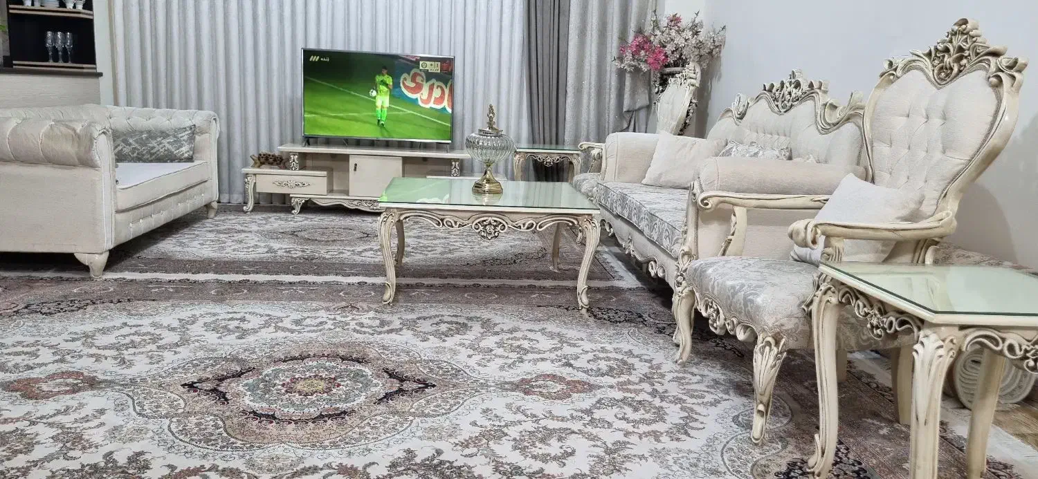 مبلمان۸نفر استیل همراه با میز تلویزیون|مبلمان خانگی و میز عسلی|اسلام‌شهر, شهرک مهدیه|دیوار