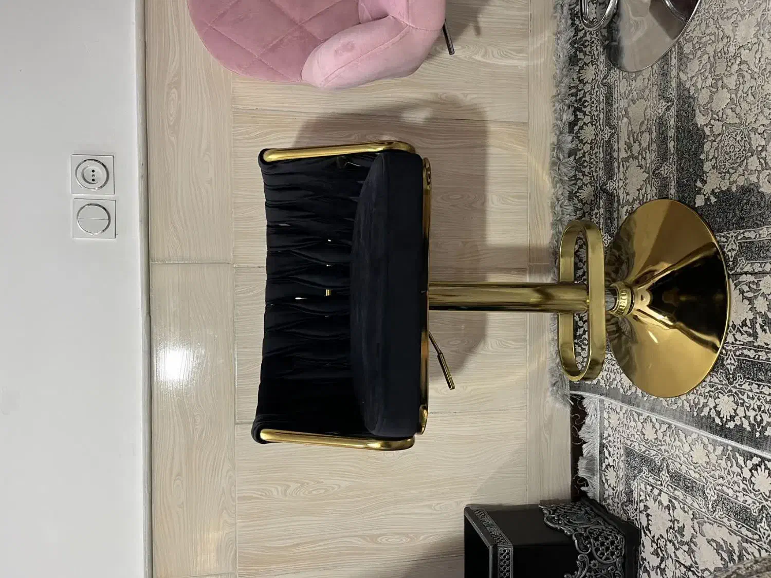 فروش به علت تغییر شغل زیر قیمت خرید (صندلی اوپن)|صندلی و نیمکت|قم, امامزاده ابراهیم|دیوار