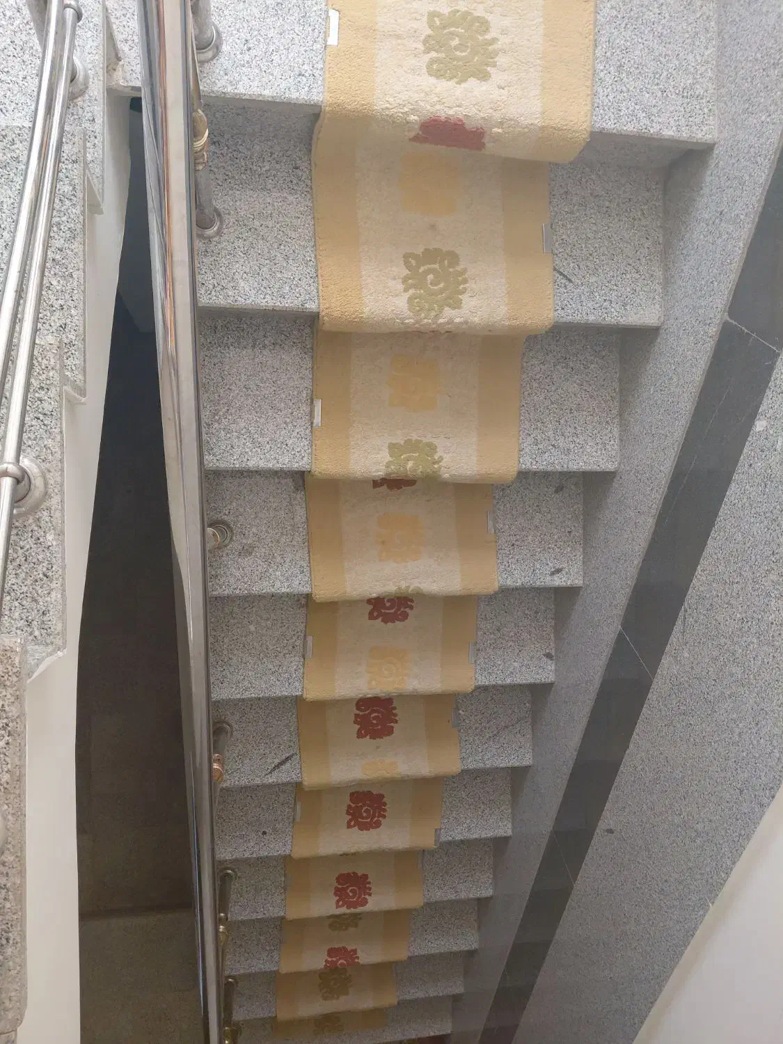 فرش روپله|پادری|نورآباد, |دیوار