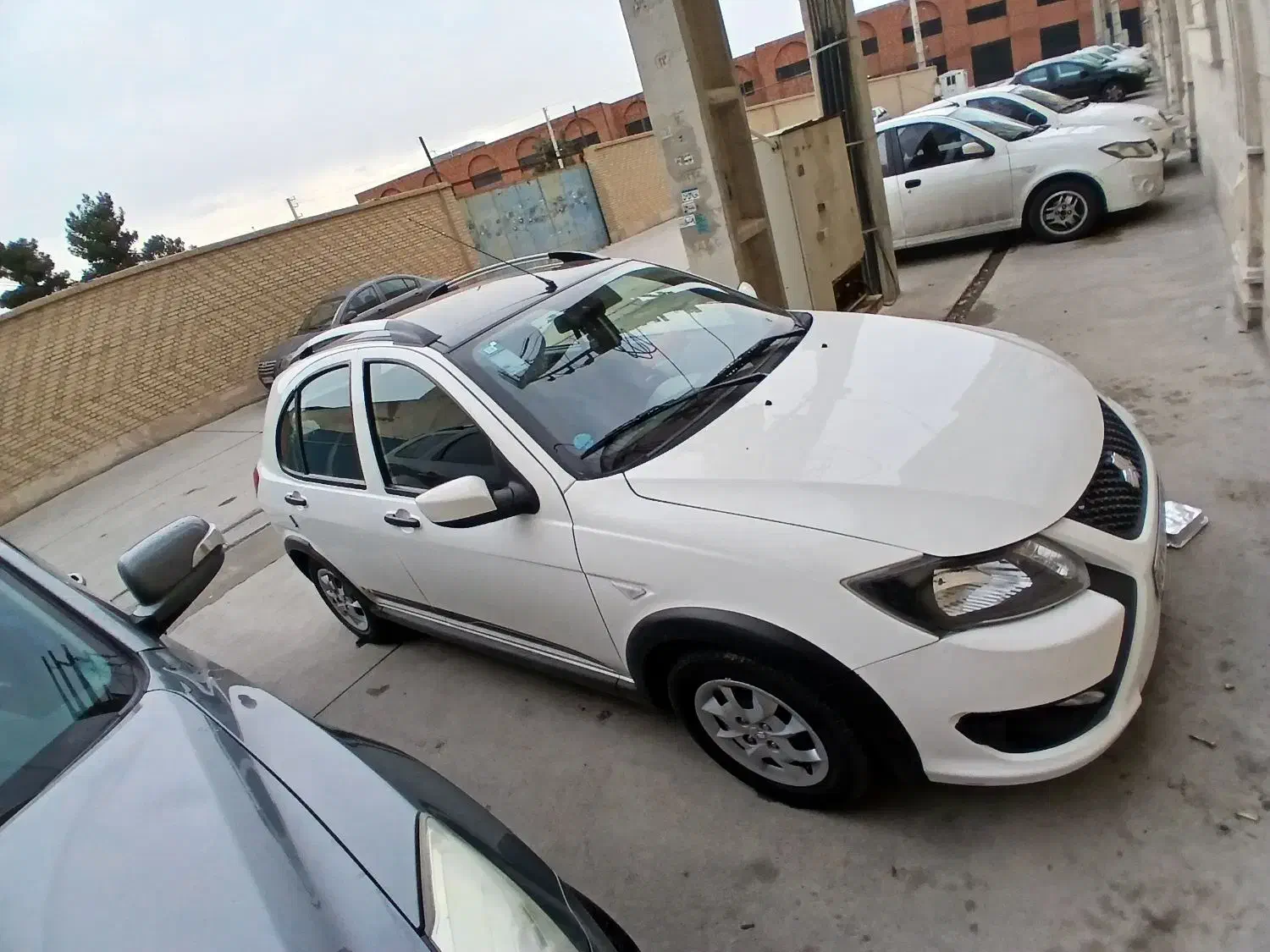 فروشی|خودرو سواری و وانت|باقرشهر, |دیوار