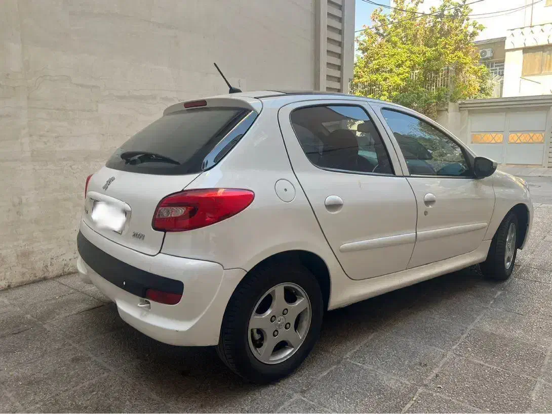 207 پانا اتومات|خودرو سواری و وانت|شیراز, عفیف‌آباد|دیوار