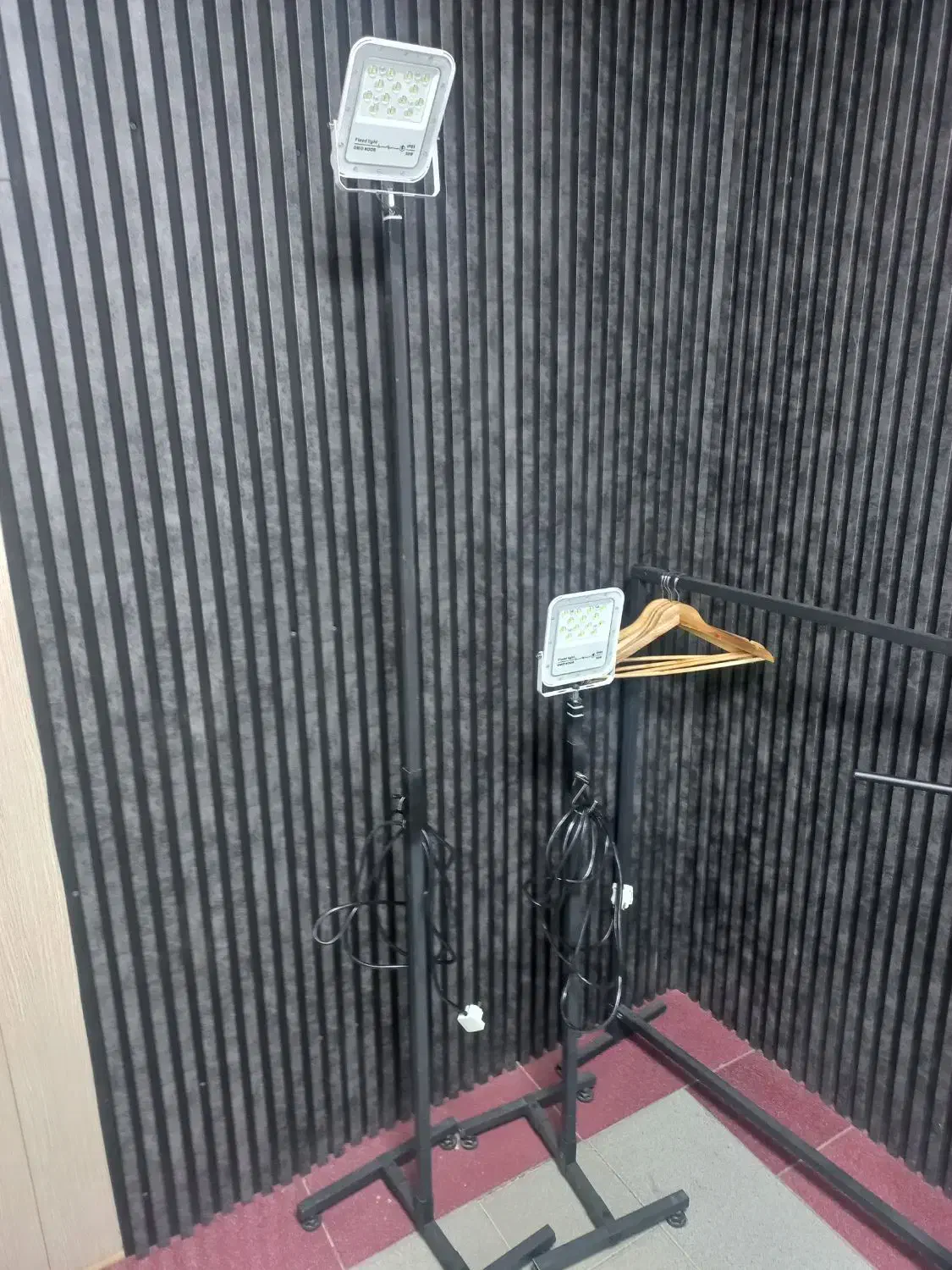 پرژکتور ۵۰w با پایه|تلویزیون و پروژکتور|آزادشهر, |دیوار