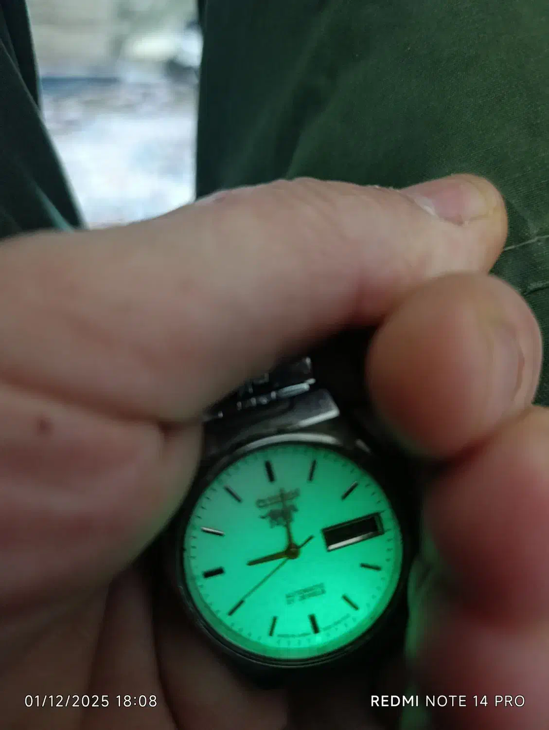 ساعتسیکوپنجتمامشبنما|ساعت|خانمیرزا, |دیوار