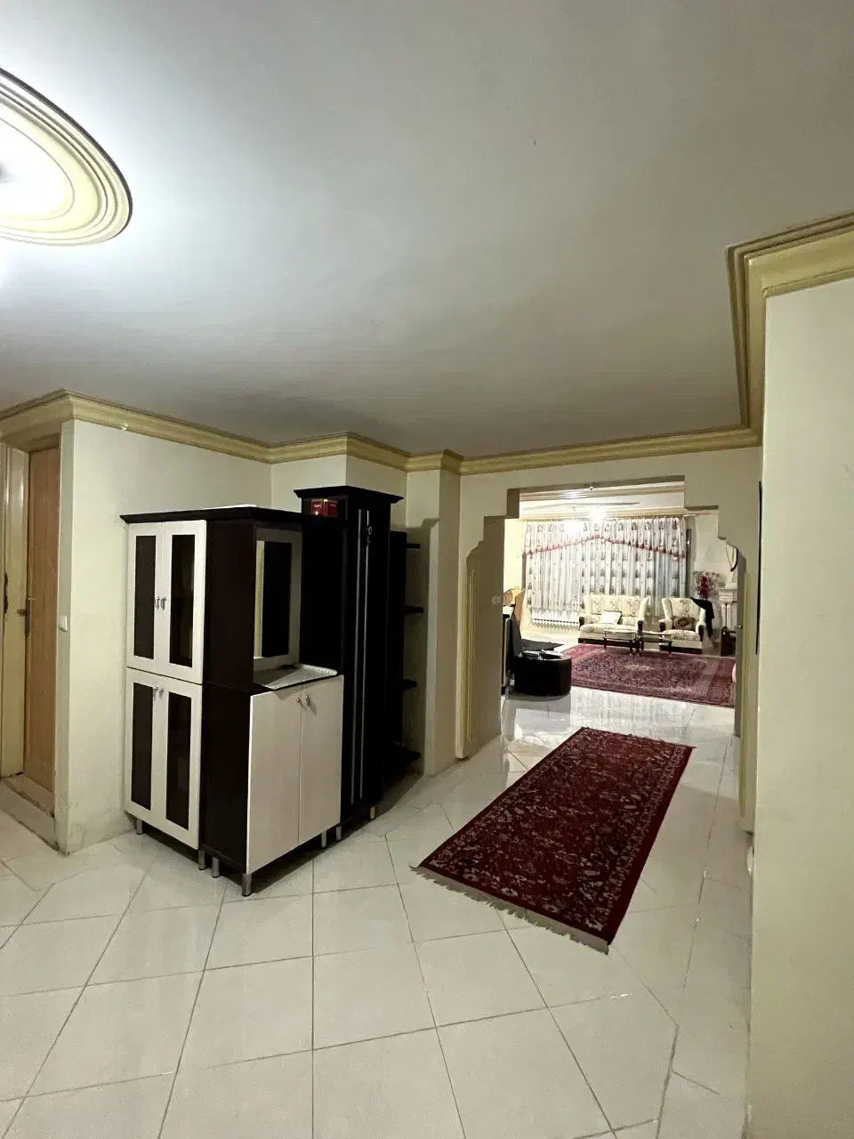 فروش یک واحد آپارتمان ۴ خوابه در خ بعثت شیرخوارگاه|فروش آپارتمان|خرم‌آباد, |دیوار