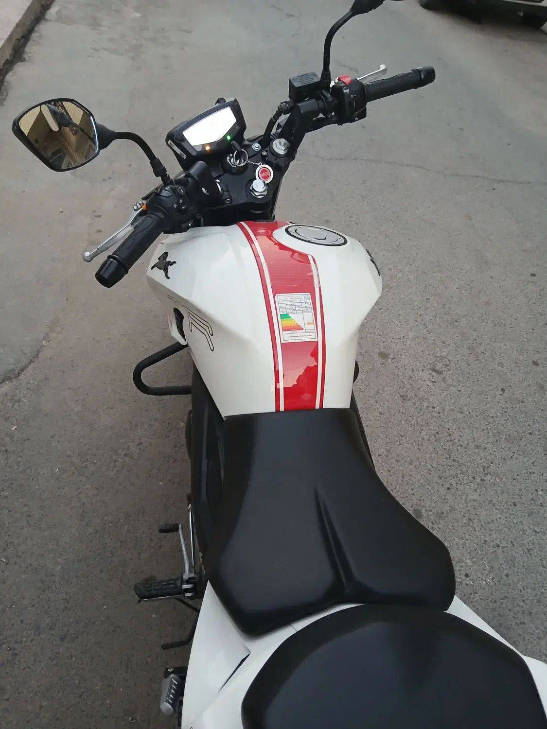 موتور آپاچی ۲۰۰ نیوفیس tvs|موتورسیکلت|قم, لسانی|دیوار