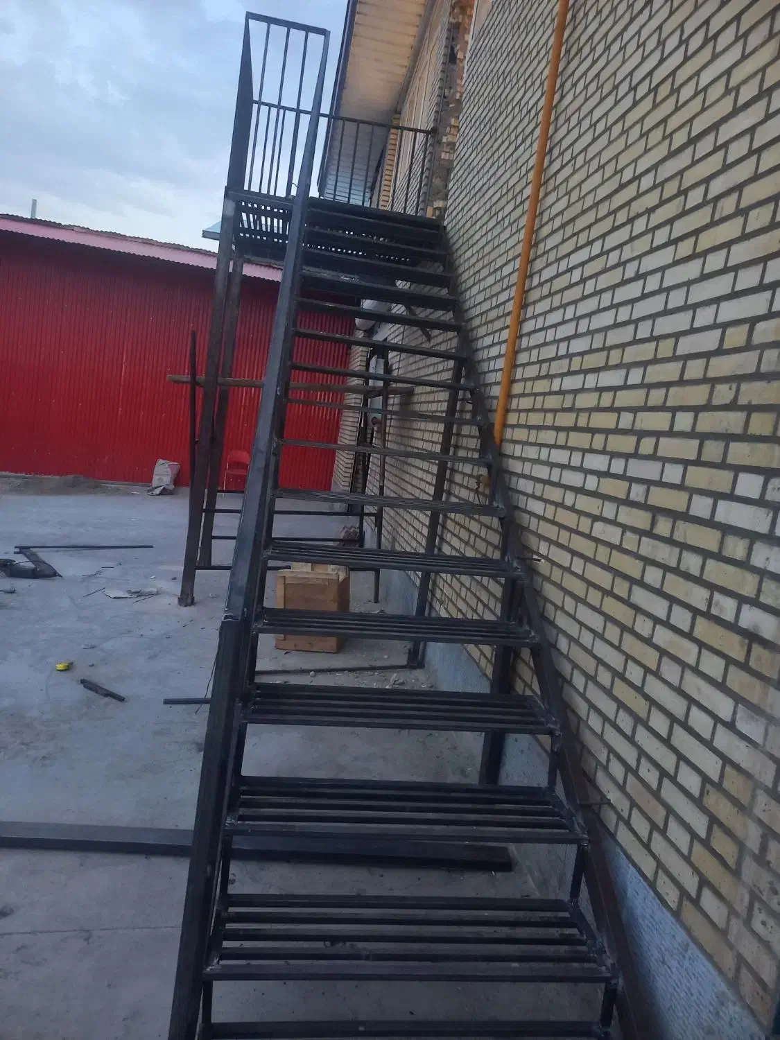 جوشکاری وآهنگری|خدمات پیشه و مهارت|اشتهارد, |دیوار