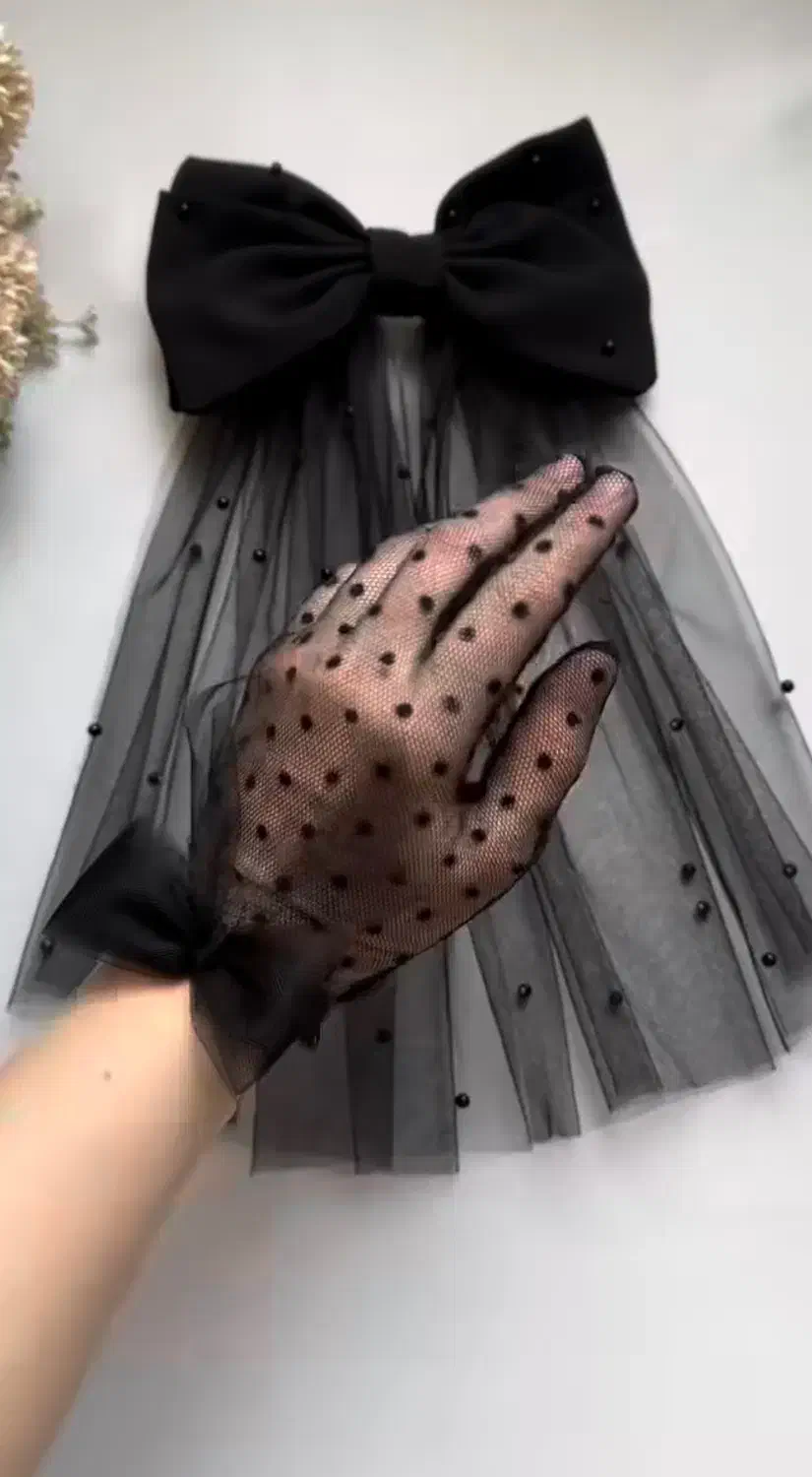 دستکش مجلسی|لباس|تبریز, |دیوار