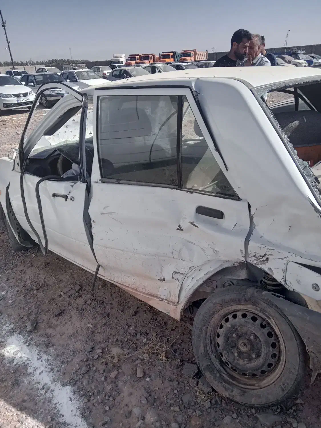 ماشین تصادفی|خودرو سواری و وانت|تربت‌حیدریه, طالقانی|دیوار