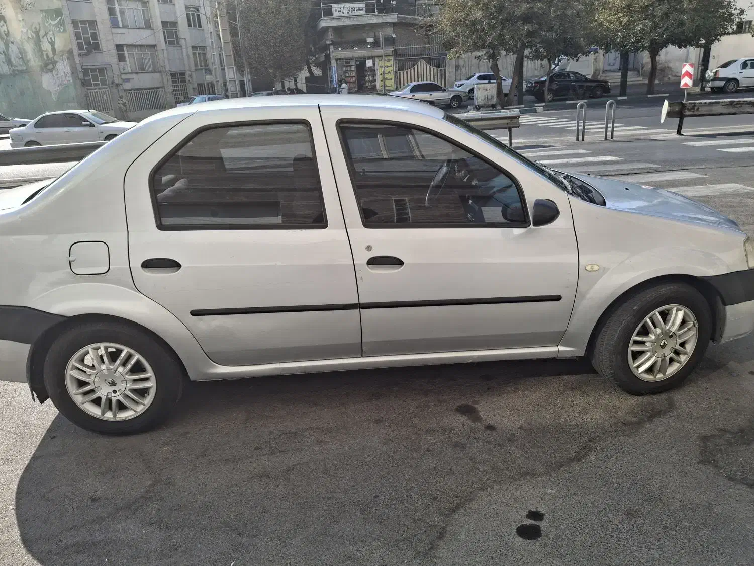 ال ۹۰ e2 فول در تهران - ۱ آذر ۱۴۰۴