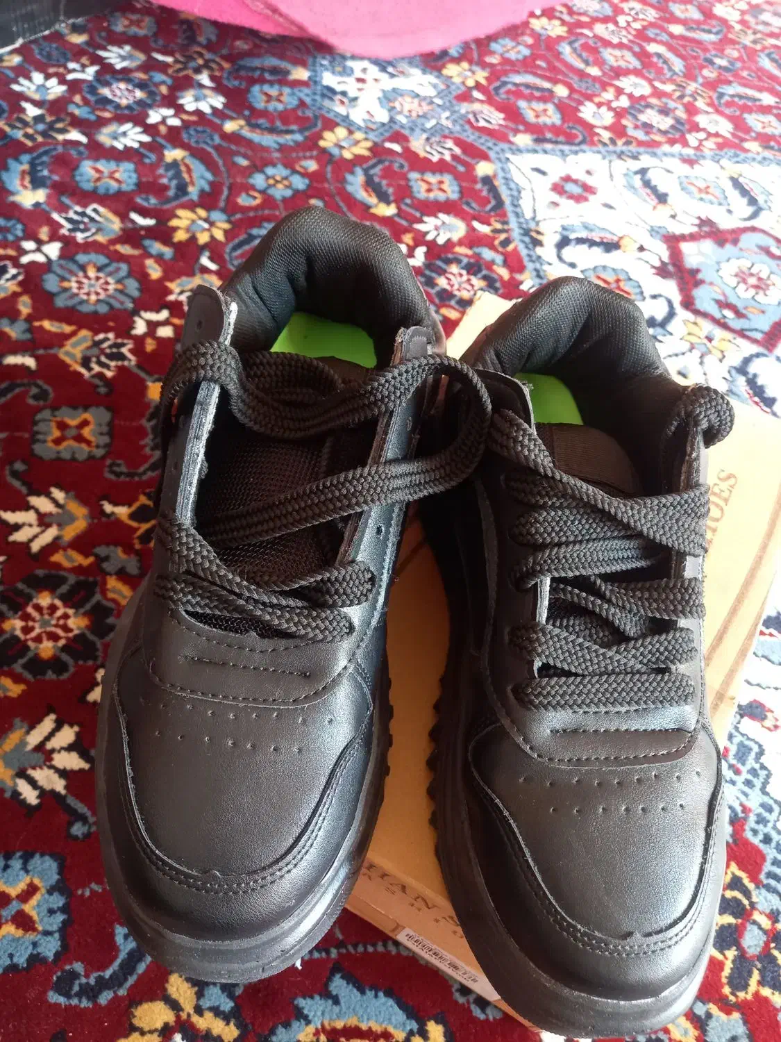 کفش اسپرت ENZO|کیف، کفش، کمربند|نجفآباد, کشاورز|دیوار