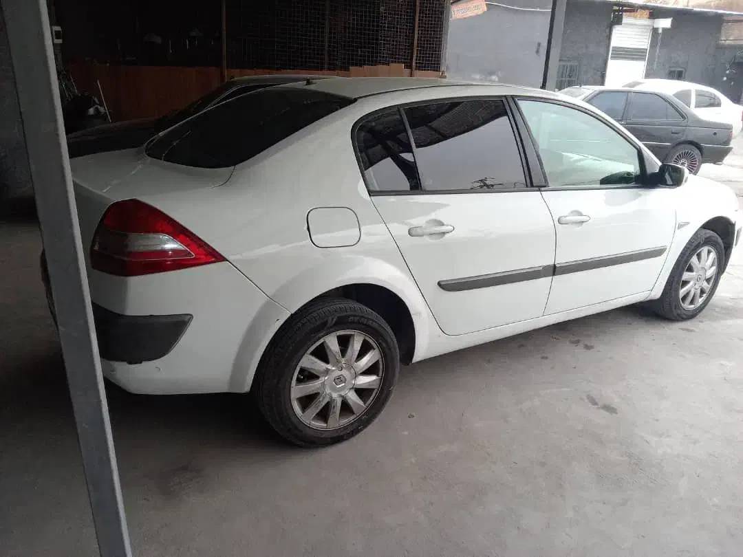 مگان ۹۱ ۲۰۰۰ اتومات معاوضه دروازه تهران|خودرو سواری و وانت|اصفهان, دستگرده|دیوار