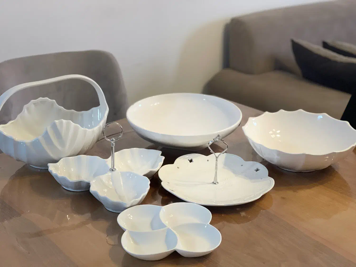 ظروف پذیرایی|ظروف سرو و پذیرایی|شیراز, کوشک میدان|دیوار