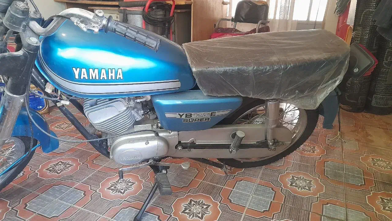 یاماها مدل ۶۶|موتورسیکلت|پرند, فاز ۳|دیوار