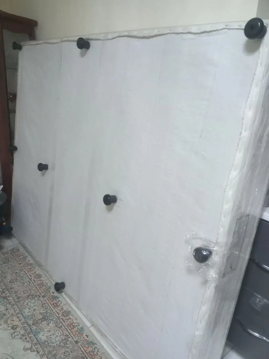 تخت باکس و اینه میز ارایش|تخت و سرویس خواب|پردیس, فاز ۱۱|دیوار