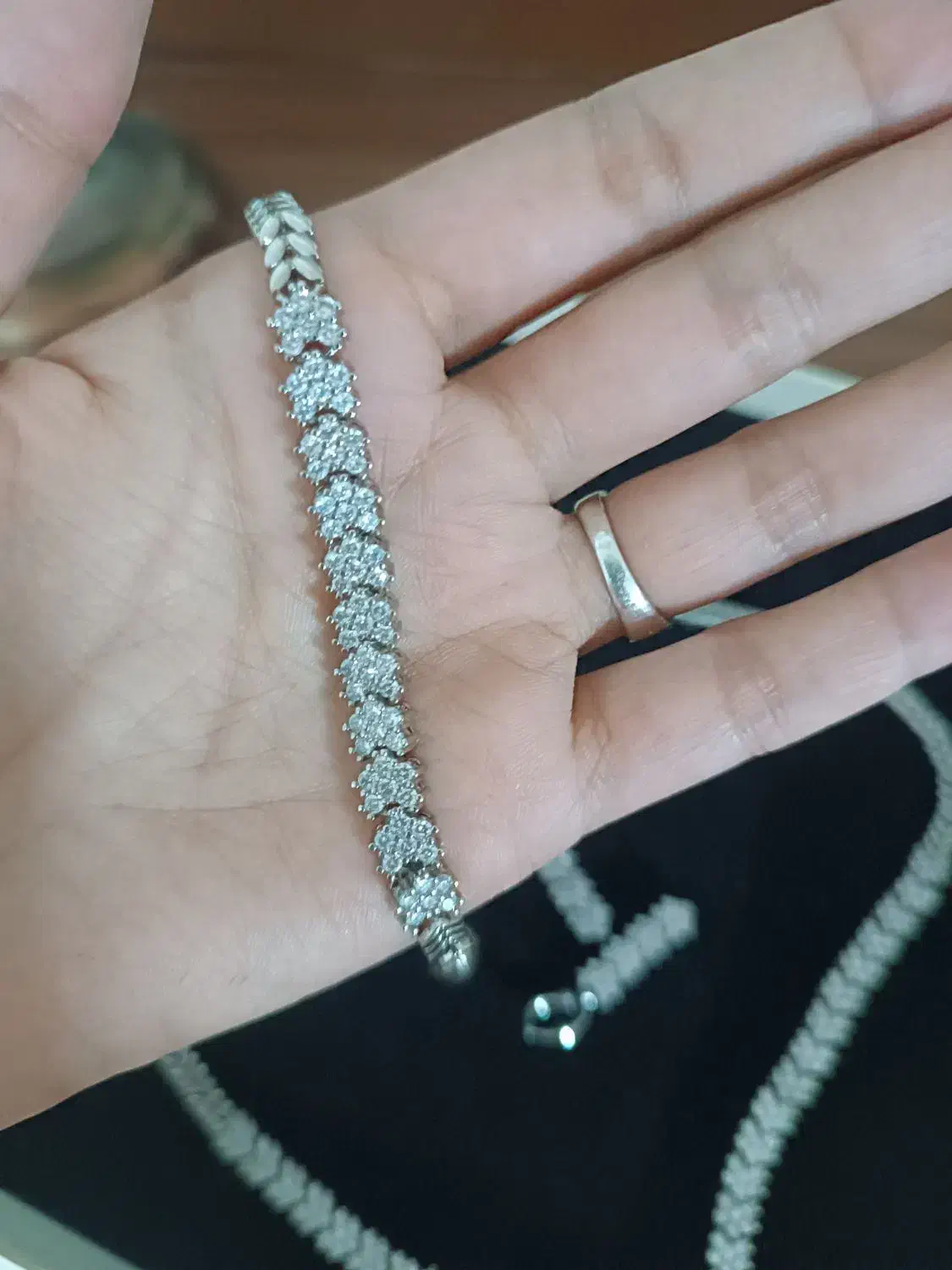 نیم ست|بدلیجات|گرگان, |دیوار